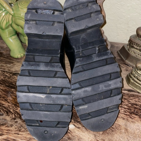 Danilyn Lugsole Bootie - Picture 7 of 8